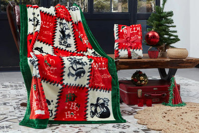 Blanket Holly Jolly Red